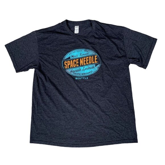 World Famous Space Needle Seattle Landmark T-Shirt Size XL - Picture 1 of 4